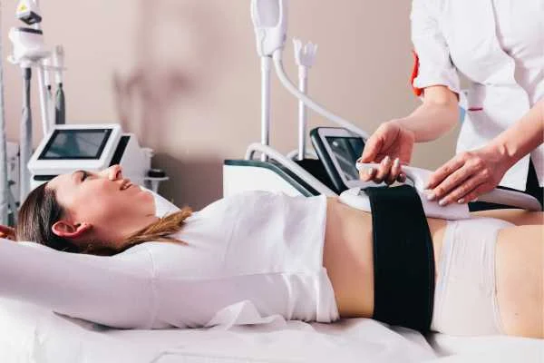woman having body sculpting to help improve her body image and her mental health Golders Green